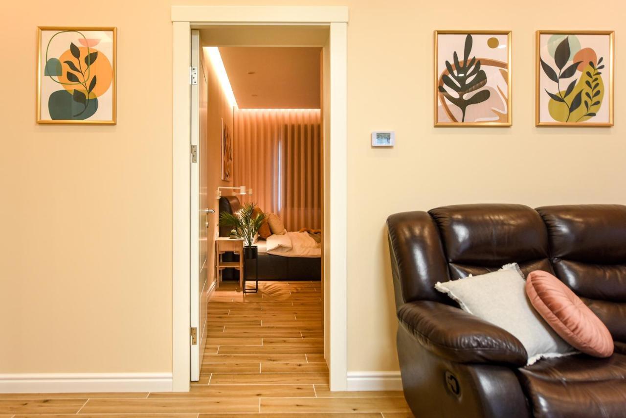 Green Leafy Brasov - Ideal 2 Bedroom Apartment Екстериор снимка