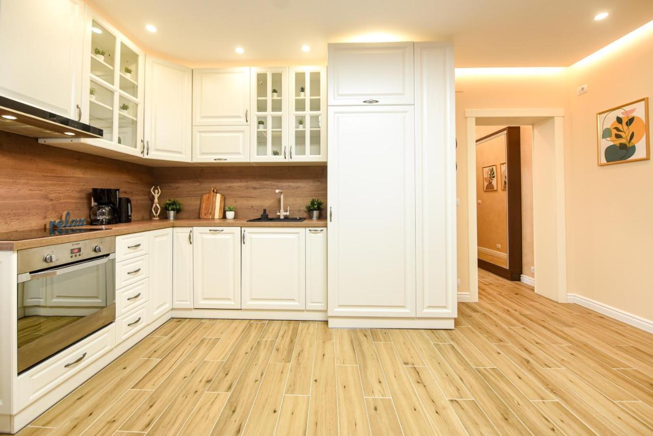 Green Leafy Brasov - Ideal 2 Bedroom Apartment Екстериор снимка