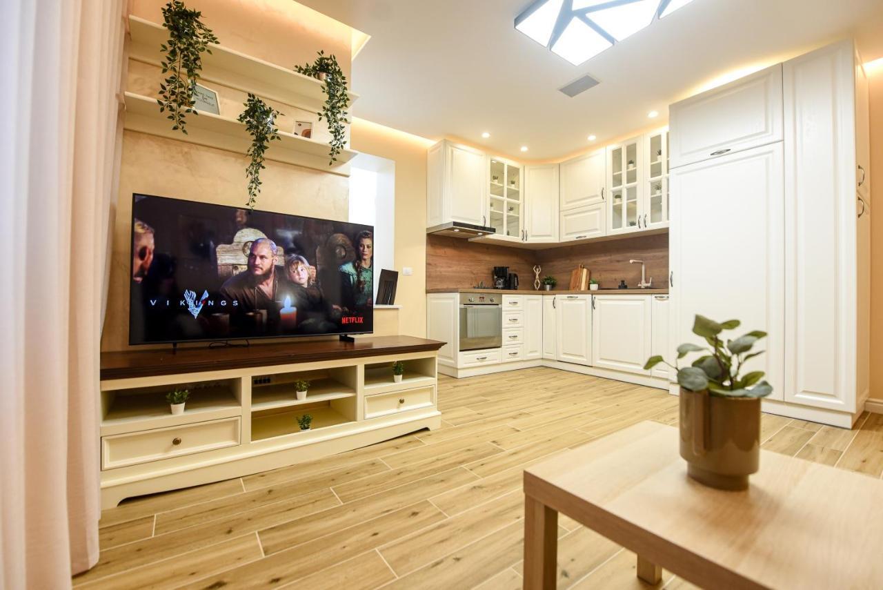 Green Leafy Brasov - Ideal 2 Bedroom Apartment Екстериор снимка