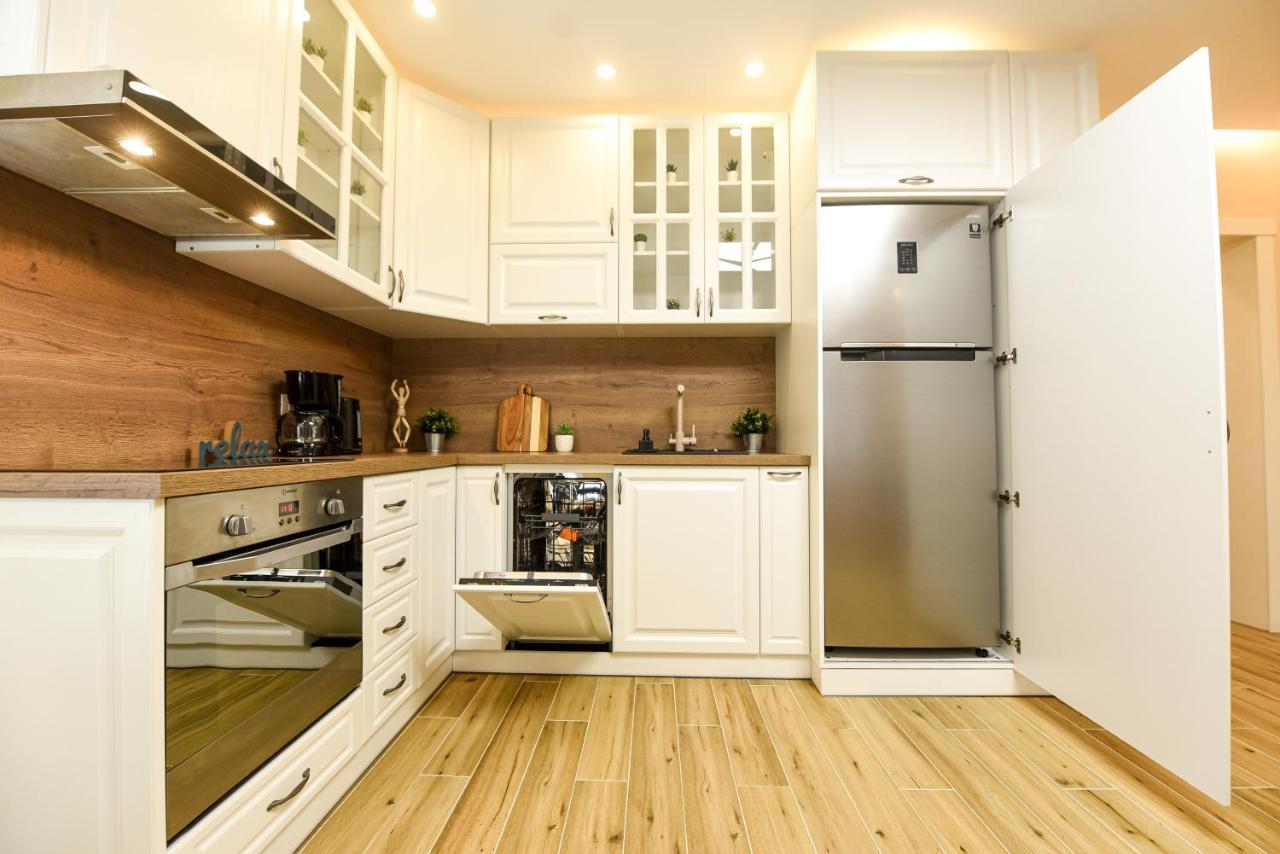 Green Leafy Brasov - Ideal 2 Bedroom Apartment Екстериор снимка